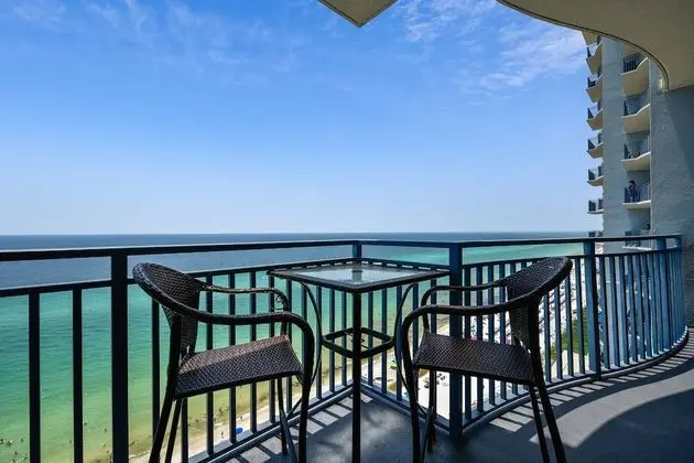 Daire, 2 Yatak Odası, Balkon, Okyanusa Sıfır (1702)