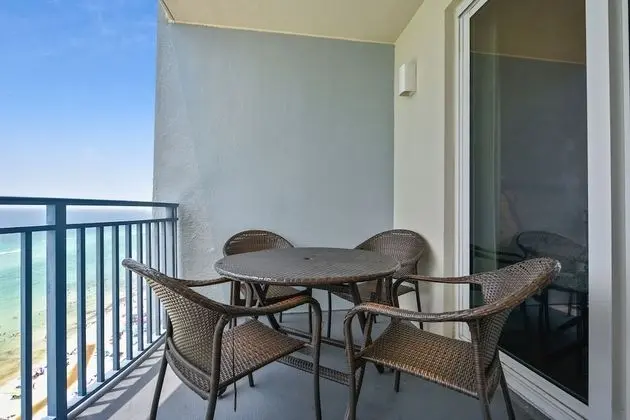Daire, 2 Yatak Odası, Balkon, Okyanusa Sıfır (1702)