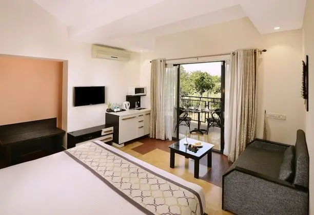 Stüdyo, Bahçe Manzaralı