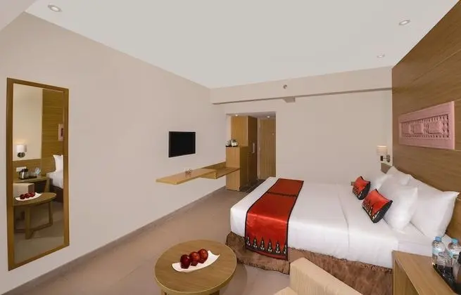Classic Tek Büyük Yataklı Oda, 1 Çift Kişilik Yatak, Bahçe Manzaralı, Bahçeli