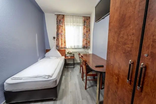 Economy Tek Kişilik Oda, Ortak Banyo