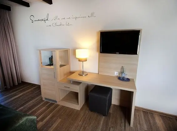 Comfort Tek Büyük Yataklı Oda