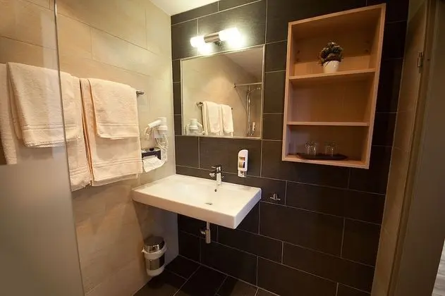 Comfort Tek Büyük Yataklı Oda