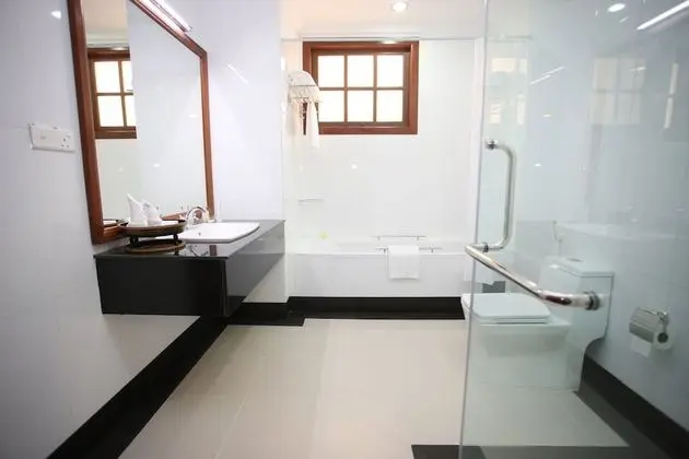 One-Bedroom Suite