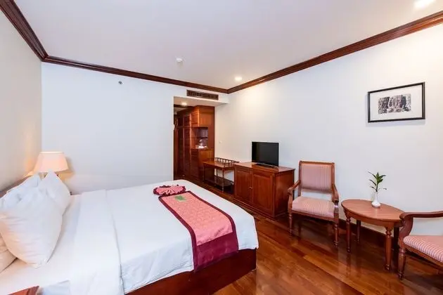 Deluxe Tek Büyük Yataklı Oda