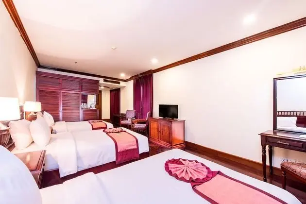 Deluxe Üç Kişilik Oda