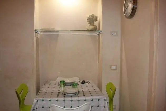 Deluxe Üç Kişilik Oda (White)