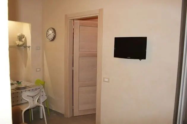 Deluxe Üç Kişilik Oda (White)