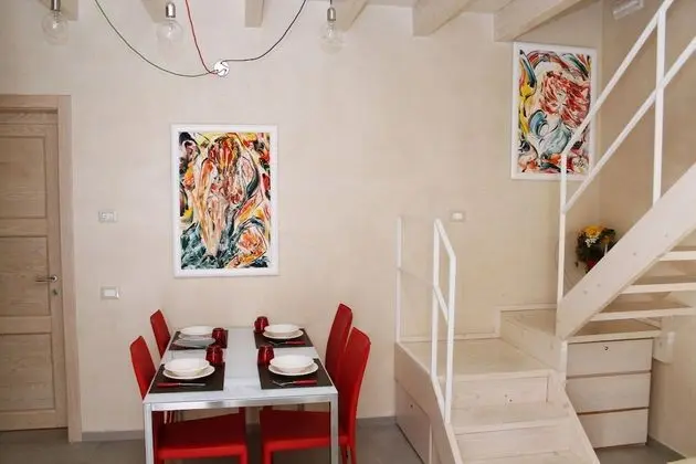 Dört Kişilik Oda, Deniz Manzaralı (Red)