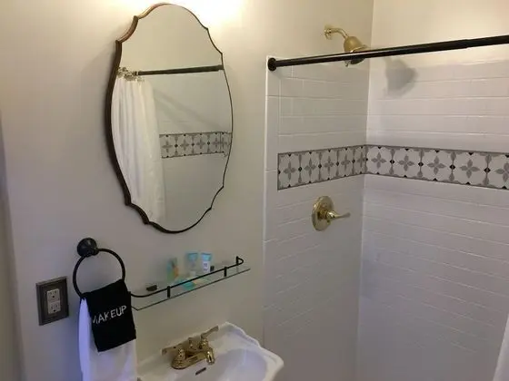 Junior Tek Büyük Yataklı Oda