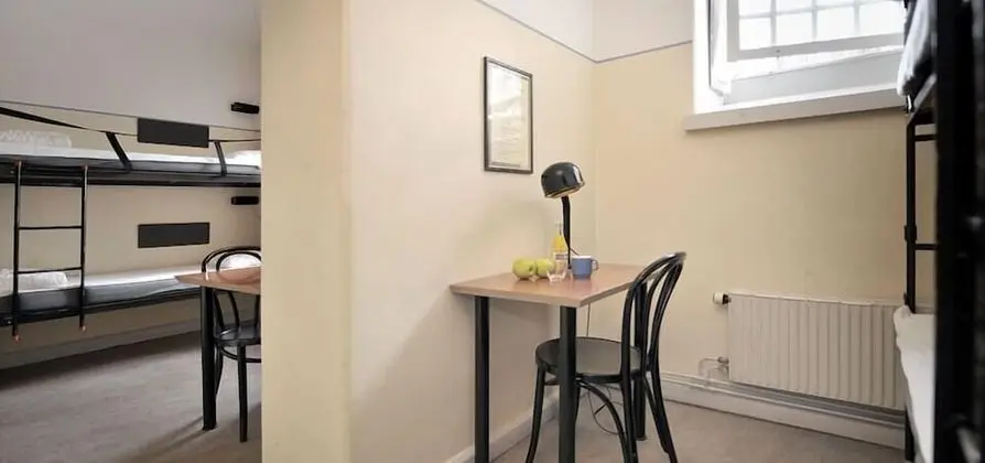 Basic Ortak Ranzalı Oda, Sadece kadınlar için