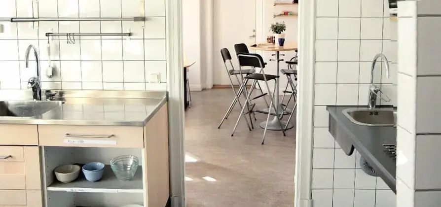 Basic Ortak Ranzalı Oda, Sadece kadınlar için