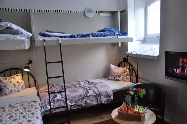 Dört Kişilik Oda (Linen and towels not included)