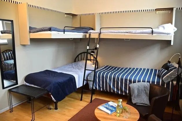 Dört Kişilik Oda (Linen and towels not included)