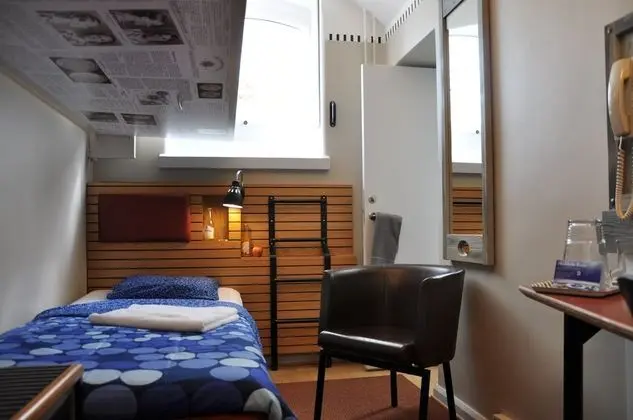 İki Ayrı Yataklı Oda (Linen and towels not included)