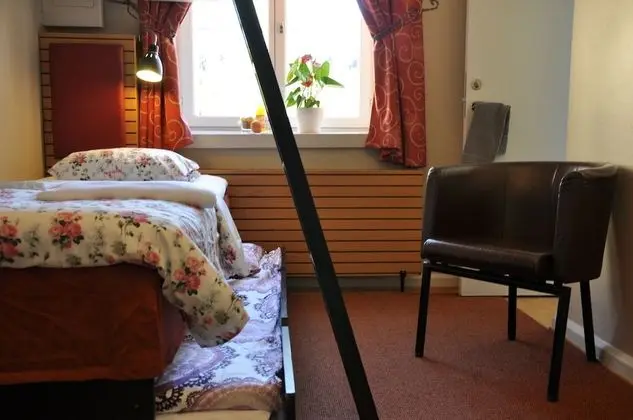 Üç Kişilik Oda (Linen and towels not included)