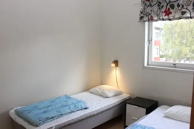 Tek Büyük Yataklı Oda (Shared bathroom)