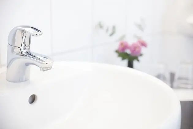 Oda, Özel Banyo (Linen and towels not included)