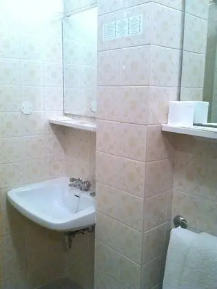 Economy Üç Kişilik Oda, 1 Yatak Odası, Sigara İçilmez, Özel Banyo