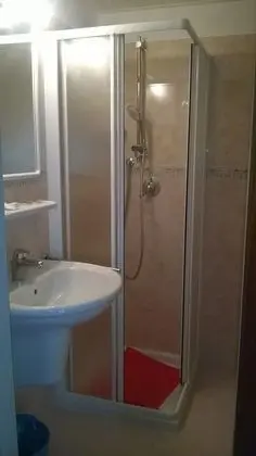 Economy Üç Kişilik Oda, 1 Yatak Odası, Sigara İçilmez, Özel Banyo