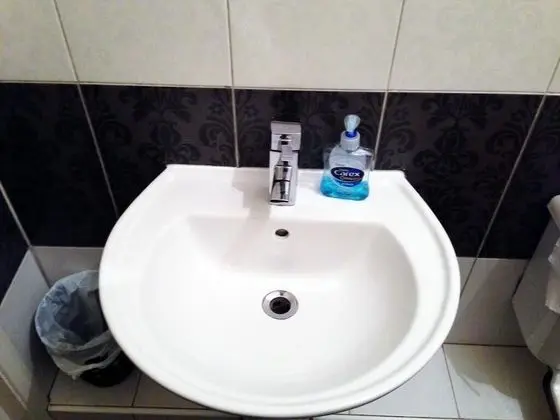Basic Tek Büyük Yataklı Oda