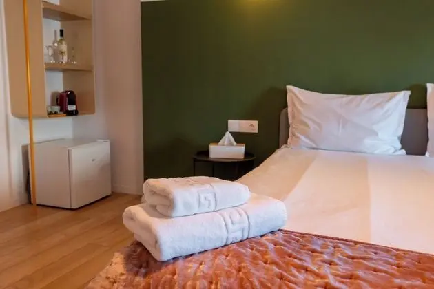 Junior Tek Büyük Yataklı Oda