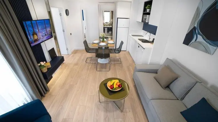 Aile Odası, Şehir Manzaralı, 2. Kat