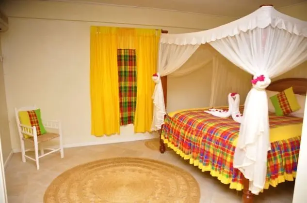 Deluxe Kitchenette