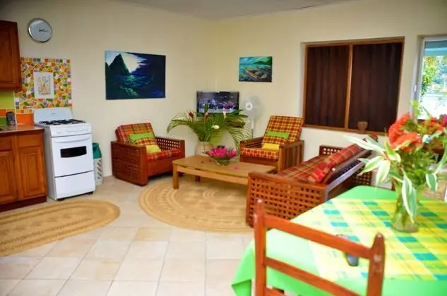 Deluxe Kitchenette
