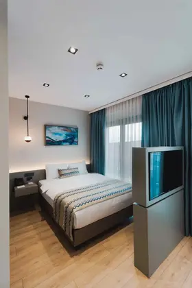 Deluxe Bahçe Manzaralı Oda