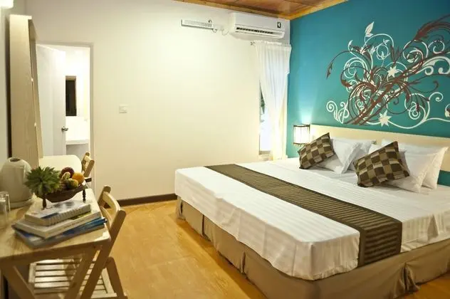 Deluxe Double or Twin Room with Garden View