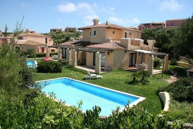 Presidential Villa, 4 Yatak Odası, Kişiye Özel Havuzlu, Deniz Manzaralı