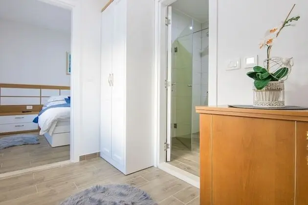 Ev (Stipe - with pool - H(6+1))