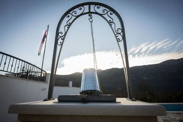 Ev (Stipe - with pool - H(6+1))