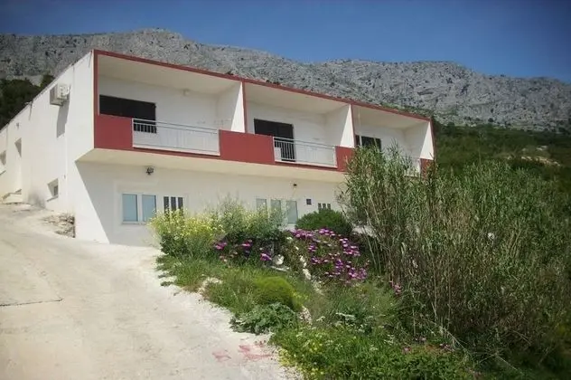 Apart Daire (Stipica - 100 m from beach - A1(3+2))