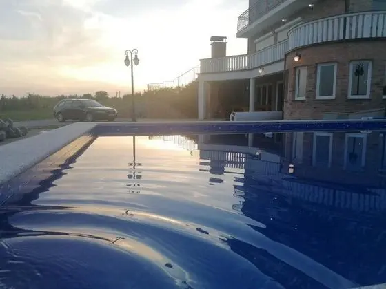 Villa (Five Bedroom Villa with swimming pool)