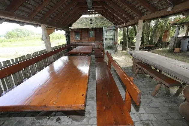 Villa (Five Bedroom Villa with swimming pool)