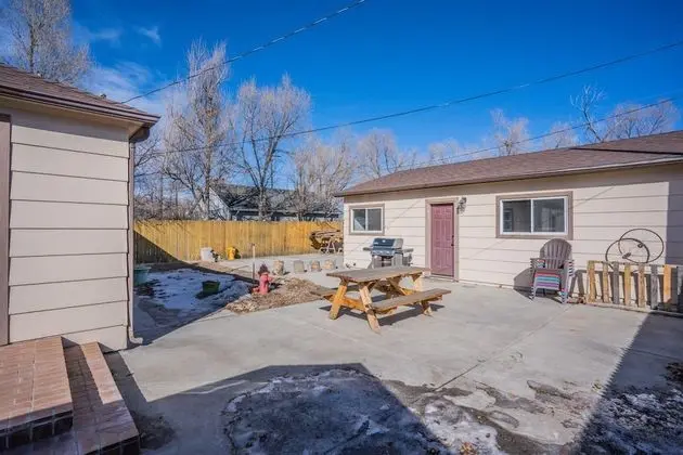 Ev (2 Bedrooms)