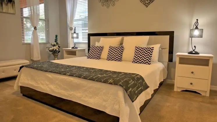 Luxury Ev, Birden Çok Yatak, Sigara İçilmez