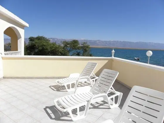 Apart Daire (Stjepan- 10 m from beach - A1 prizeml)