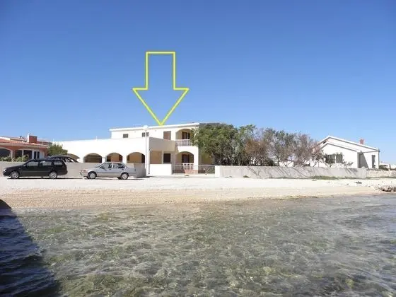 Apart Daire (Stjepan- 10 m from beach - A1 prizeml)