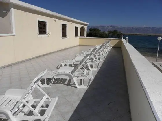 Apart Daire (Stjepan- 10 m from beach - A3 1.kat l)