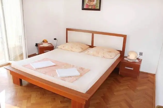 Apart Daire (Stjepan - 10m from beach - A3(2+1))