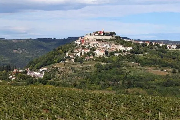 Stüdyo (Stjepan - panoramic view - SA1(2))