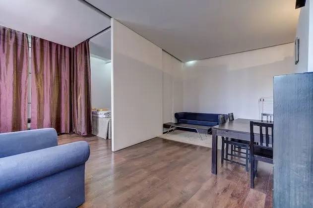 Apart Daire, 1 Yatak Odası (Karavannaya Ulitsa, 5)