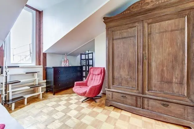 Apart Daire, 1 Yatak Odası (Karavannaya Ulitsa, 5)