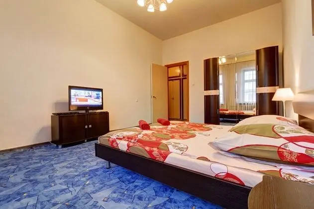 Daire, 1 Yatak Odası (Mytninskaya Ulitsa, 2)