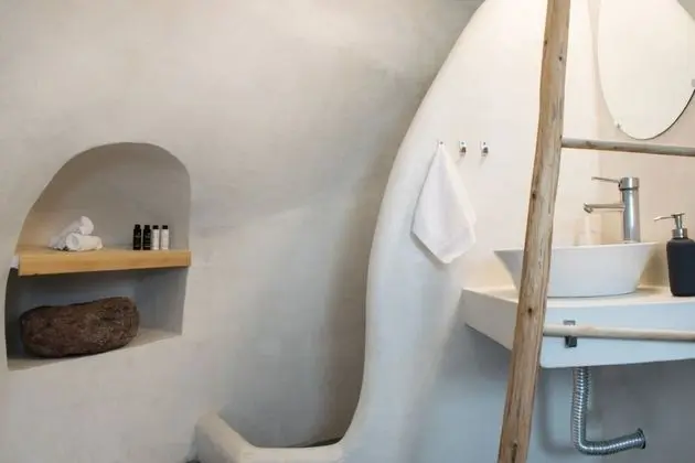 Ev, 1 Çift Kişilik Yatak ve Çekyat, Jakuzi (Tholos)