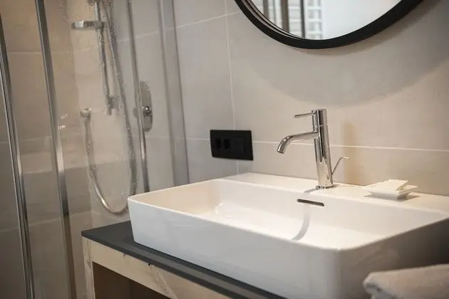 Deluxe Tek Büyük veya İki Ayrı Yataklı Oda