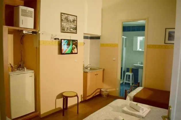 Comfort Üç Kişilik Oda (3)